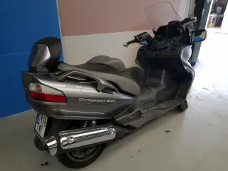 Suzuki Burgman 650 Executive