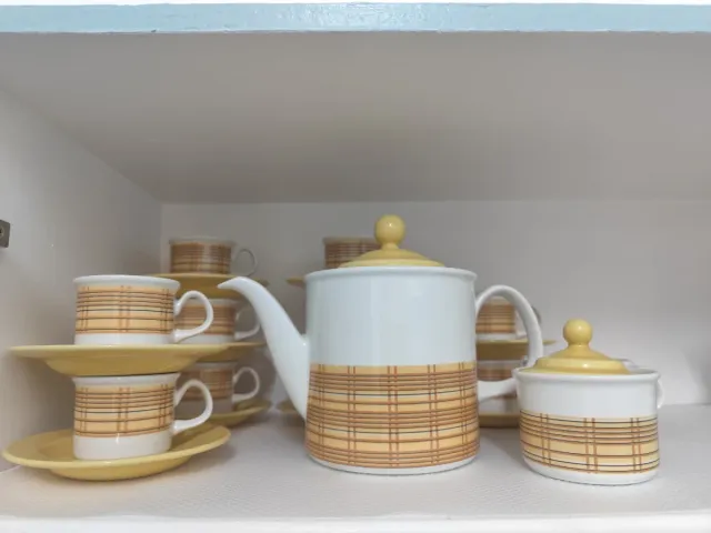 Jogo de café Pontesa branco e amarelo