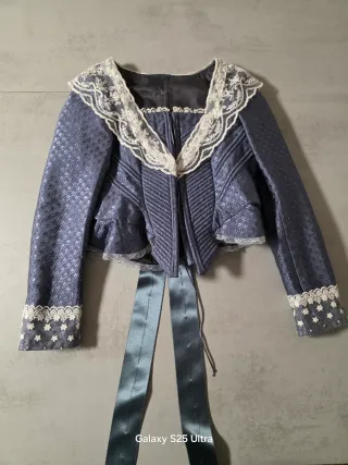 Traje de niña de 6 a 9