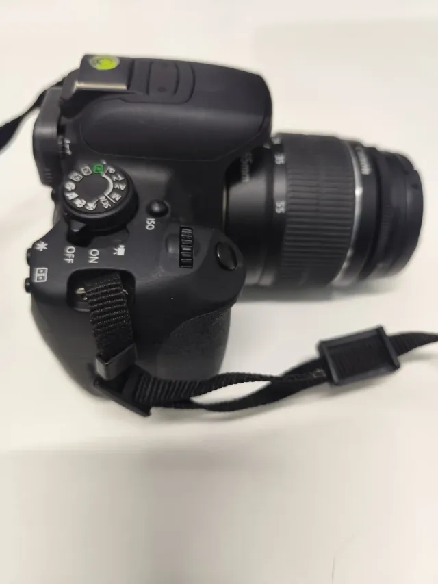 Câmera Canon EOS 700D 18-55mm Preta