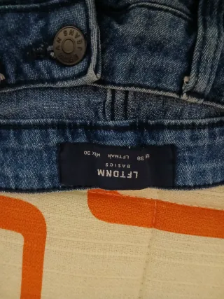 Pantalón vaquero caballero azul
