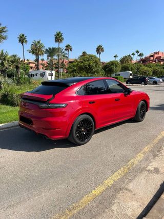Porsche Cayenne Coupe GTS 2023