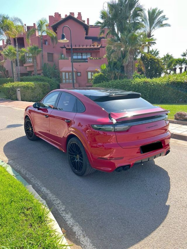 Porsche Cayenne Coupe GTS 2023