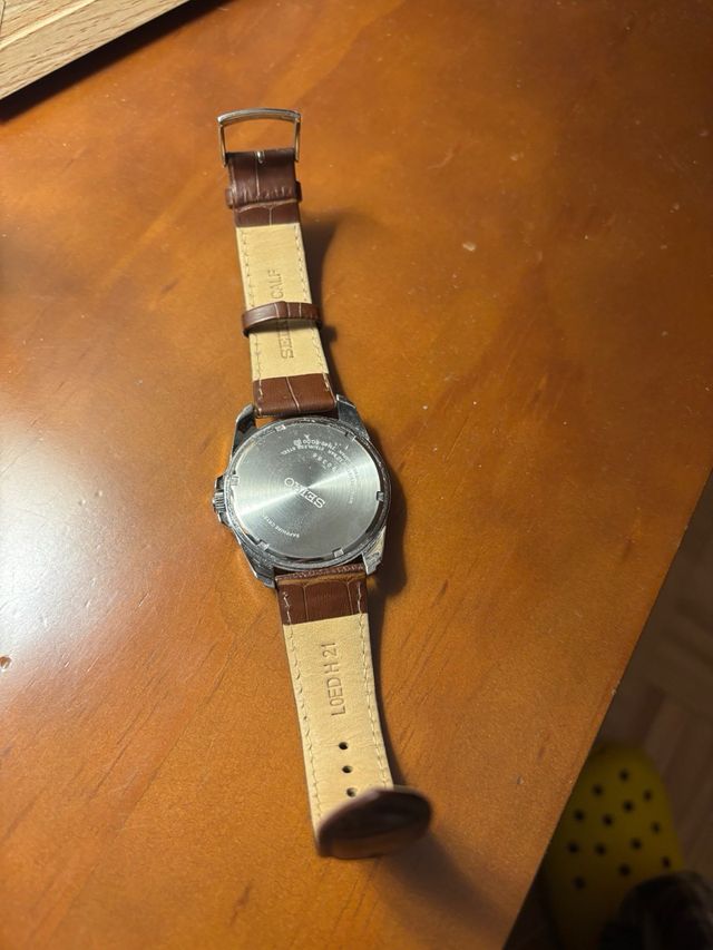 Reloj Seiko Negro y Marrón