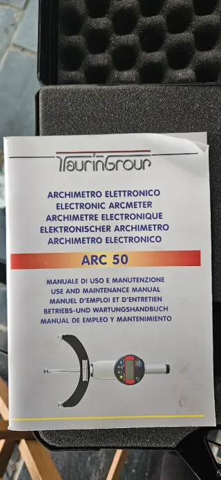 Medidor de radio. Arquimetro. Medidor de arco.