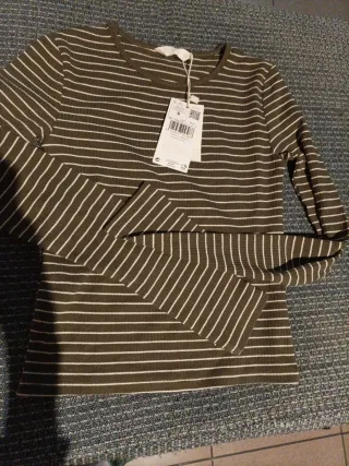 Camiseta Mango Rayas Verde Talla XS/S,pone s pero