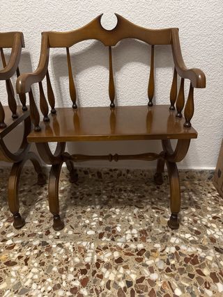 Par de sillas vintage de madera