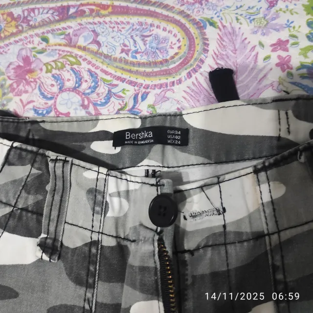 Lote 3 pantalones Bershka, Stradivarius, Pull&Bear