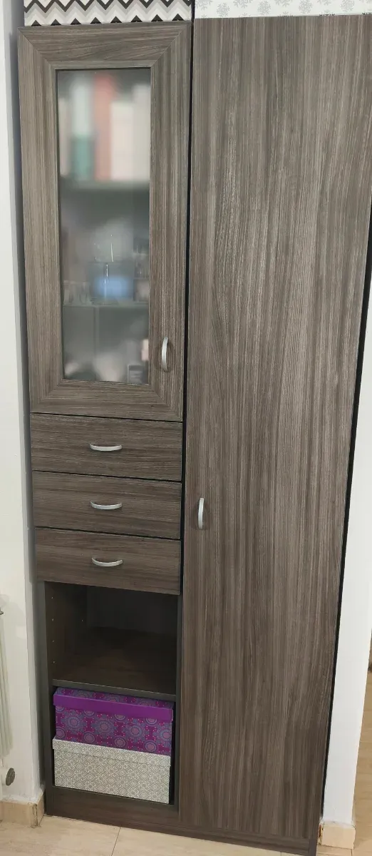 Pack de muebles de baño de color gris.  Urge venta