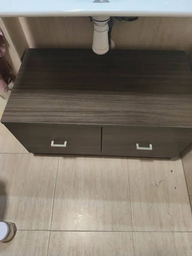 Pack de muebles de baño de color gris.  Urge venta