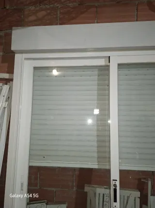 Balconera aluminio 160x228