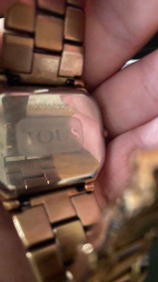 Reloj Tous Dorado Digital