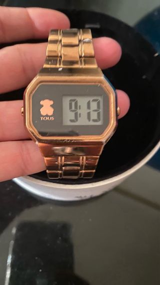 Reloj Tous Dorado Digital