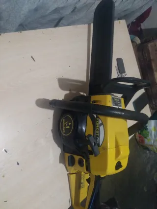 Motosierra Garland Forest 716