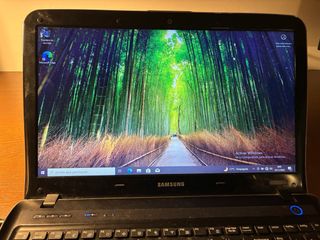 Portátil Samsung SF510