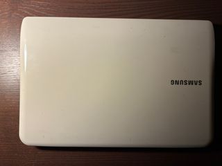 Portátil Samsung SF510