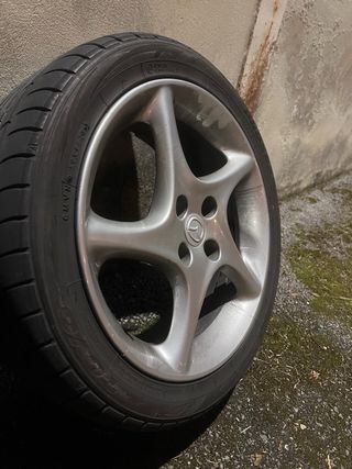 Llantas 16 con neumáticos Toyo TR1