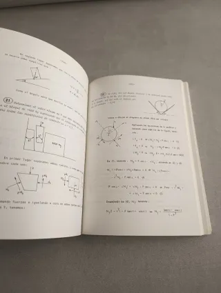 PROBLEMAS DE FISICA GENERAL. Rafael Magro y José
