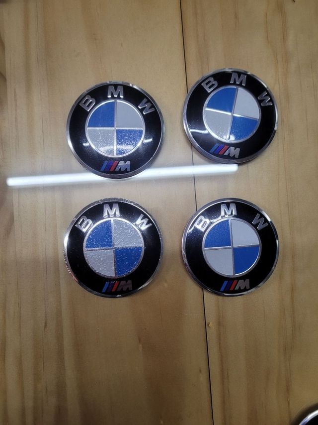 Bmw tapabujes 56mm adhesivos!!