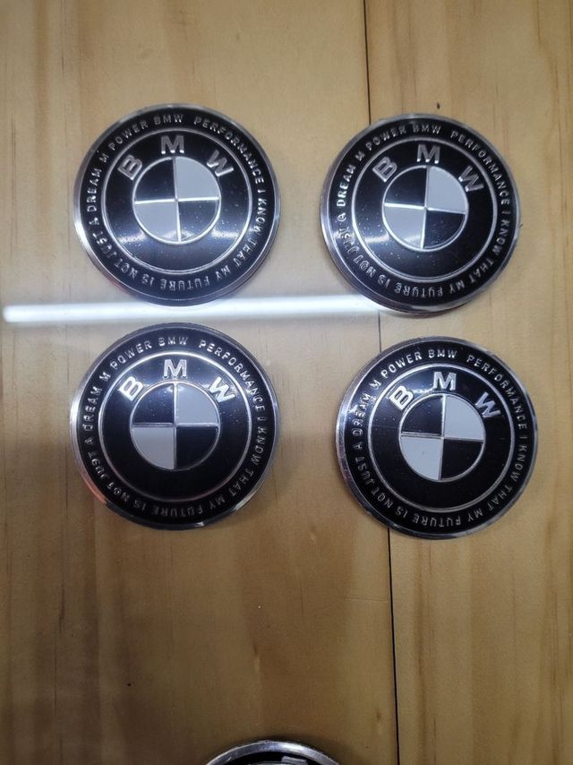Bmw tapabujes 56mm adhesivos!!