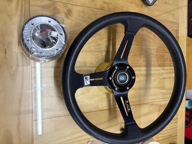 Volante nardi y piña seat!!