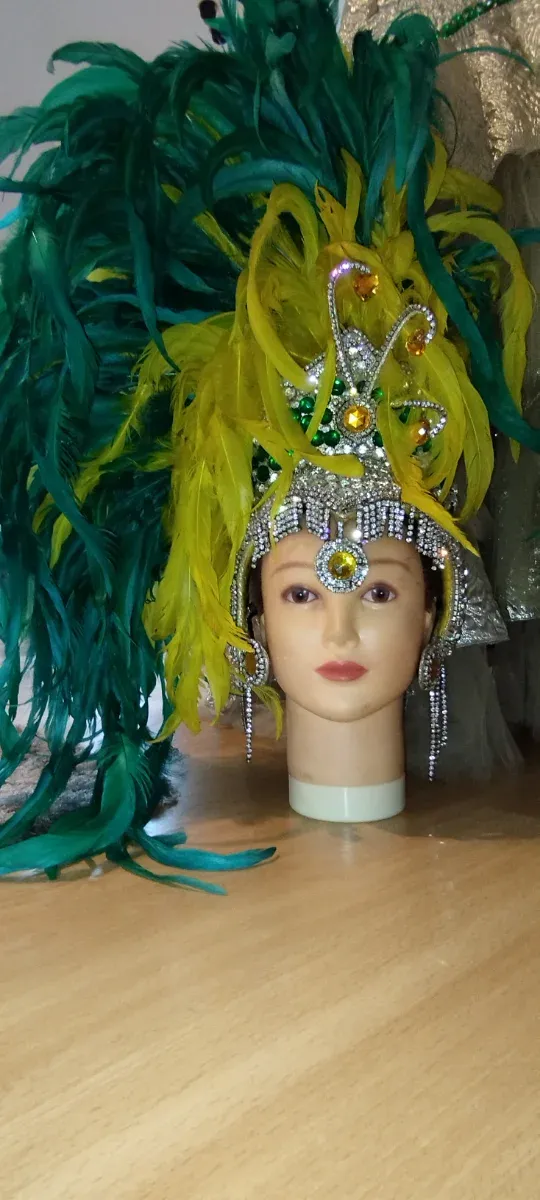 Traje Drag Queen Brasileño