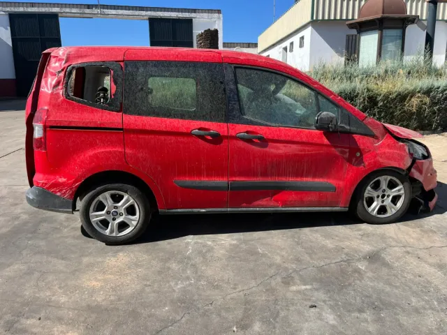 Desguace Ford torneo courier 2016