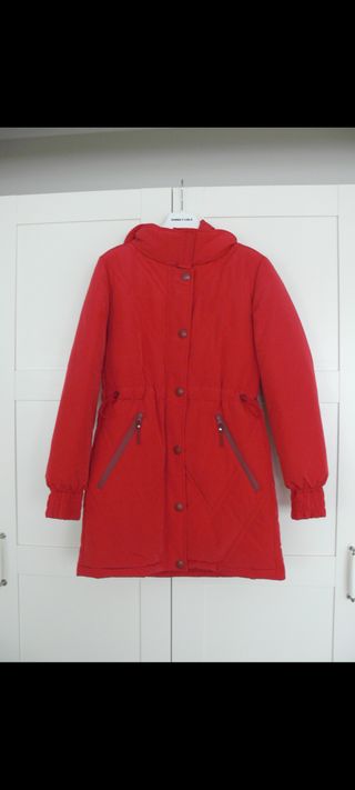 Plumífero Bimba y Lola rojo oportunidad último día