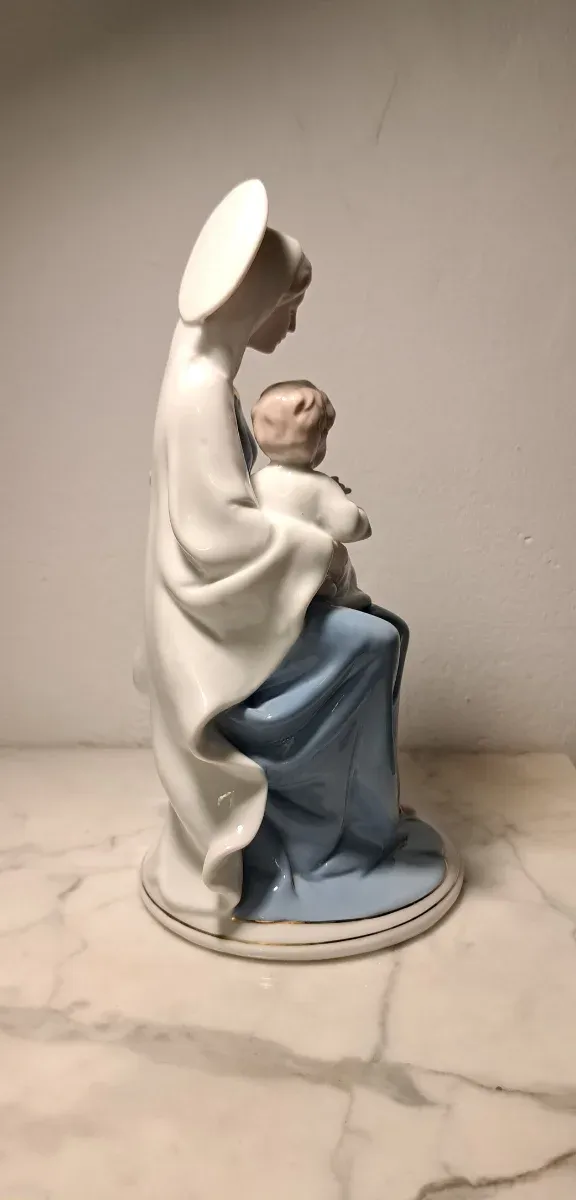 Virgen con Niño Jesús