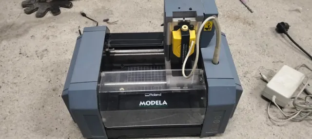 Scanner 3D e fresatrice Roland MDX-15