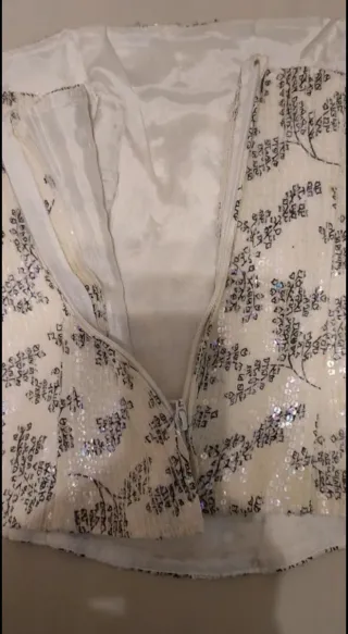 Corpiño y falda negro y blanco