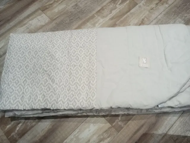 Colcha Burrito Blanco  nueva