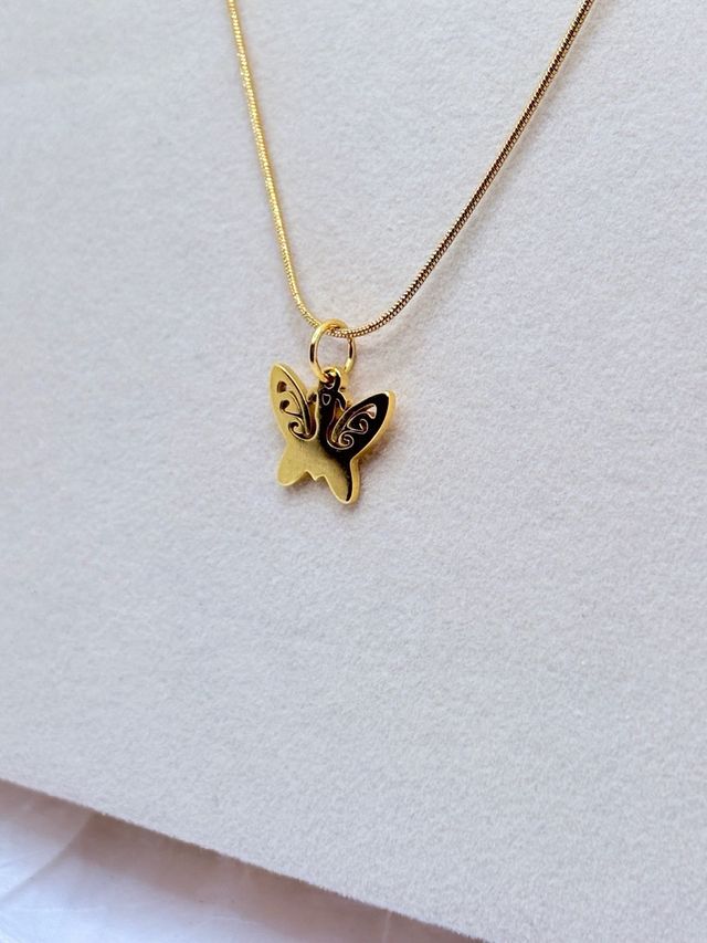 Collar Acero Inoxidable Mariposa