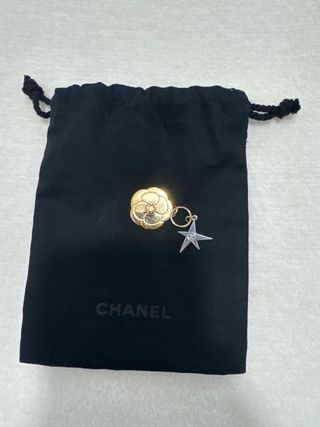 Charm Chanel Flor y Estrella