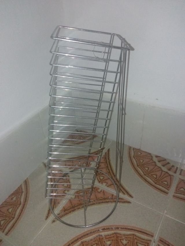 Torre para CDs.