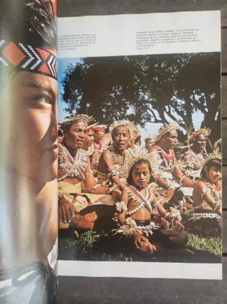 Libro 'Pueblos del mundo'