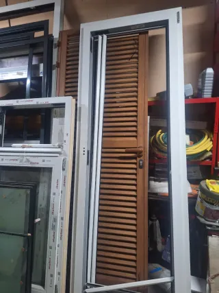 Persiana aluminio embero 1 hoja 760x2100