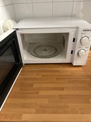 Microondas INFINITON blanco