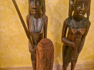 Figuras Étnicas Madera Tallada