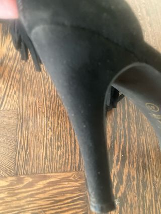 Sandali neri con frange