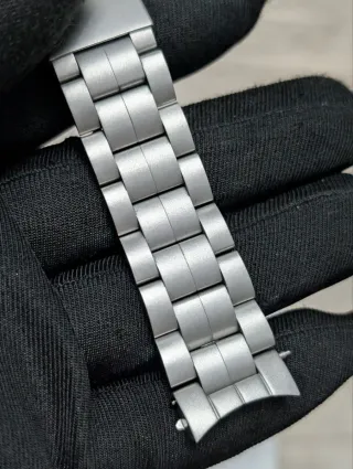 Brazalete Hamilton Khaki 20mm Plata