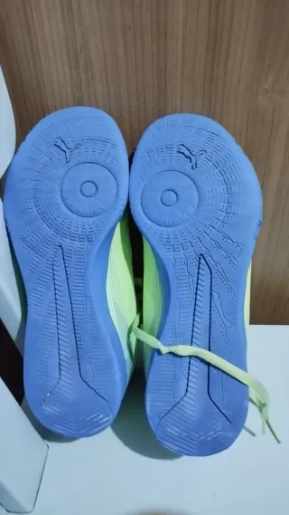 Zapatos de fútbol Puma niño talla 36