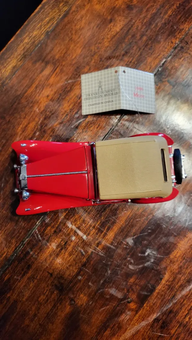 Franklin Mint  MGCT 1948 Roadster Coche Rojo