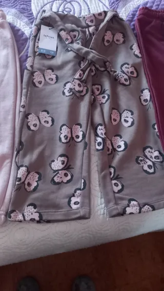 Lote 3 Calças fato de treino Lefties T.4-5A