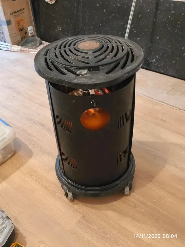 Estufa de gas Provence 3,4 kW Negra