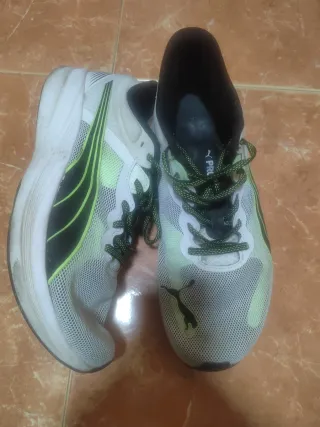 Zapatillas Puma Profoam Verdes y Blancas