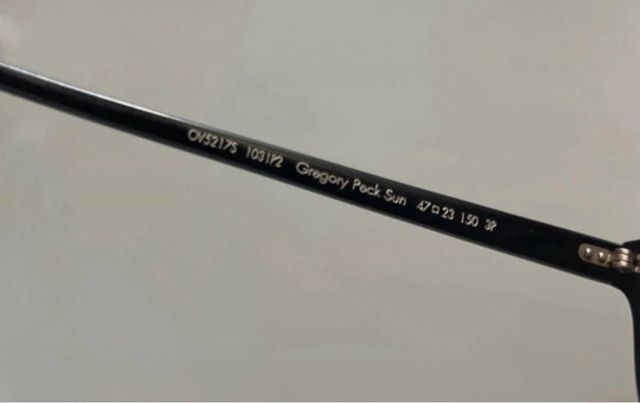 Gafas Oliver Peoples.