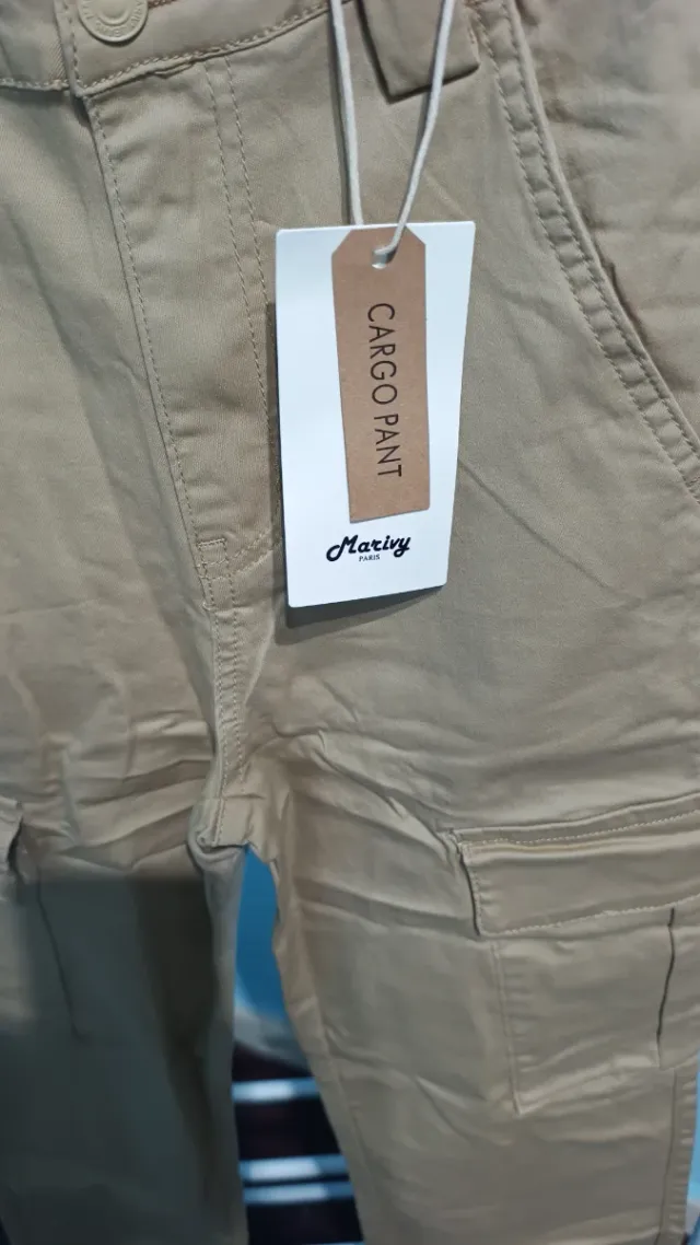 Pantalón cargo beige talla XXS