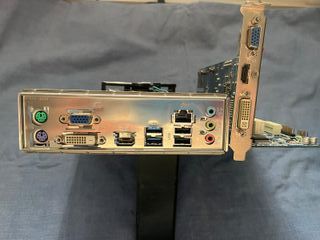 Placa base Gigabyte GA-H61M-D2H-USB3