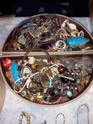 Lote Joyas Bisutería Collares Pulseras Anillos